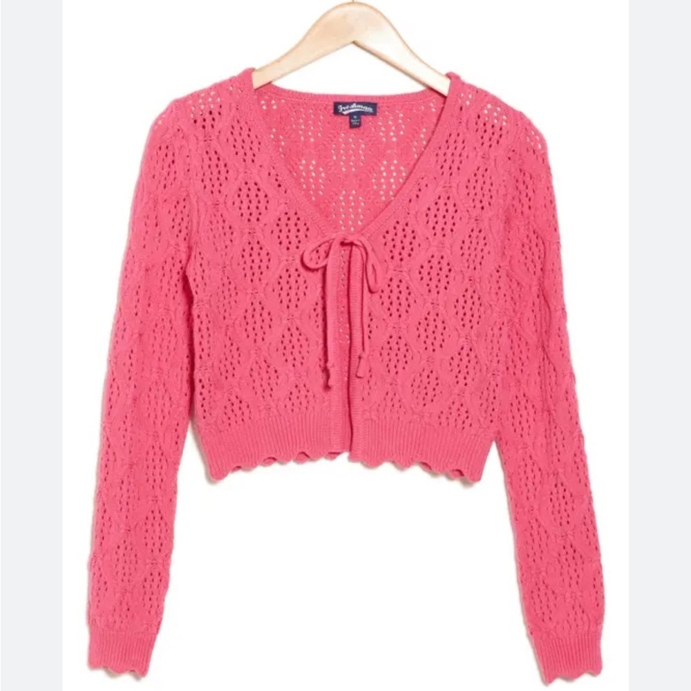 Freshman cable knit cropped scalloped croquette Cottagecore sweater/cardigan